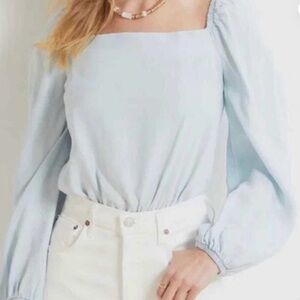 Anthropologie Cloth and Stone Smocked Chambray Top
Size M